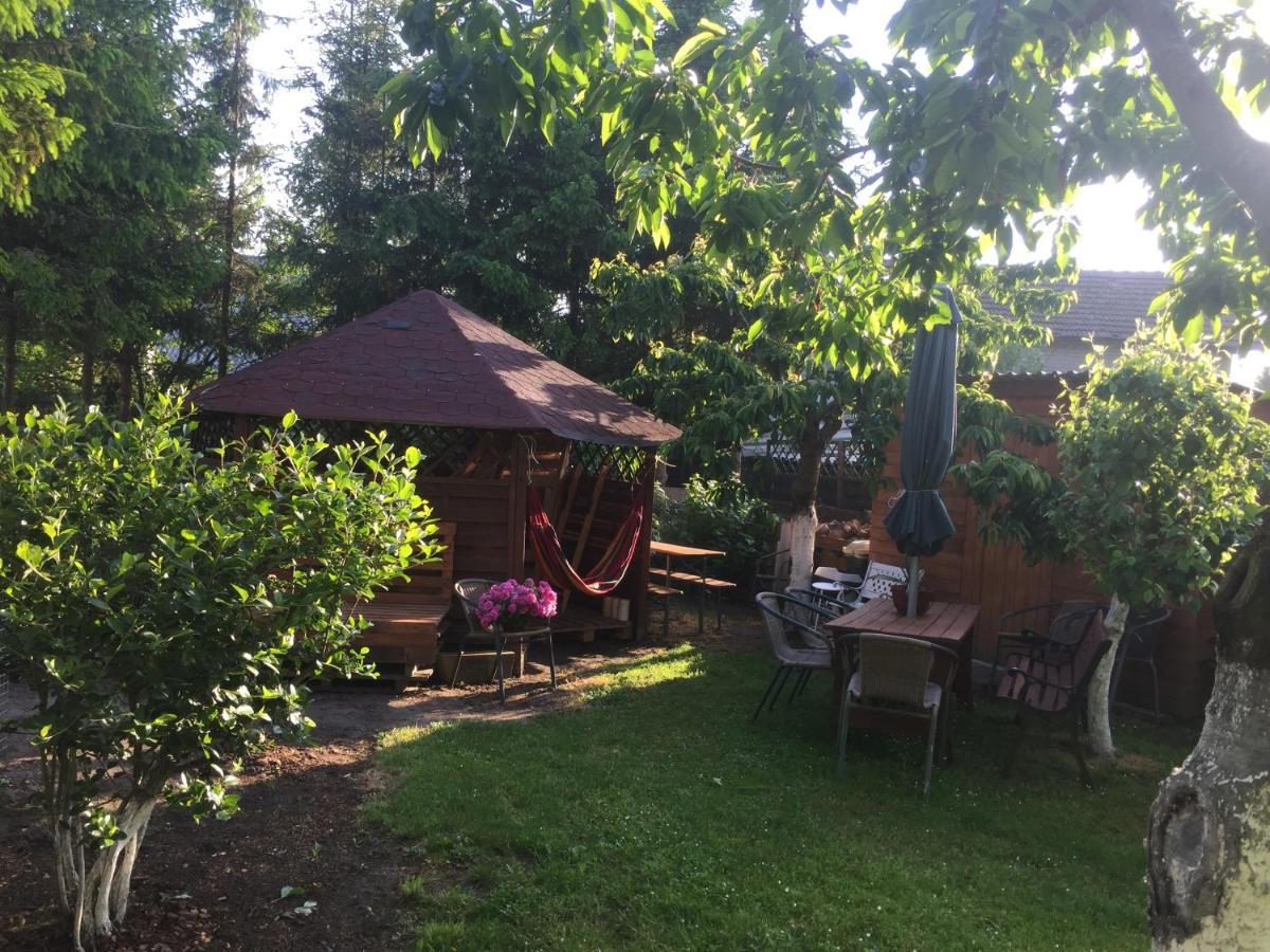 Pokoje Goscinne Renata Knitter Komnino Exterior photo